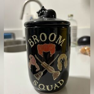 Disney Hocus Pocus ceramic jar with lid
